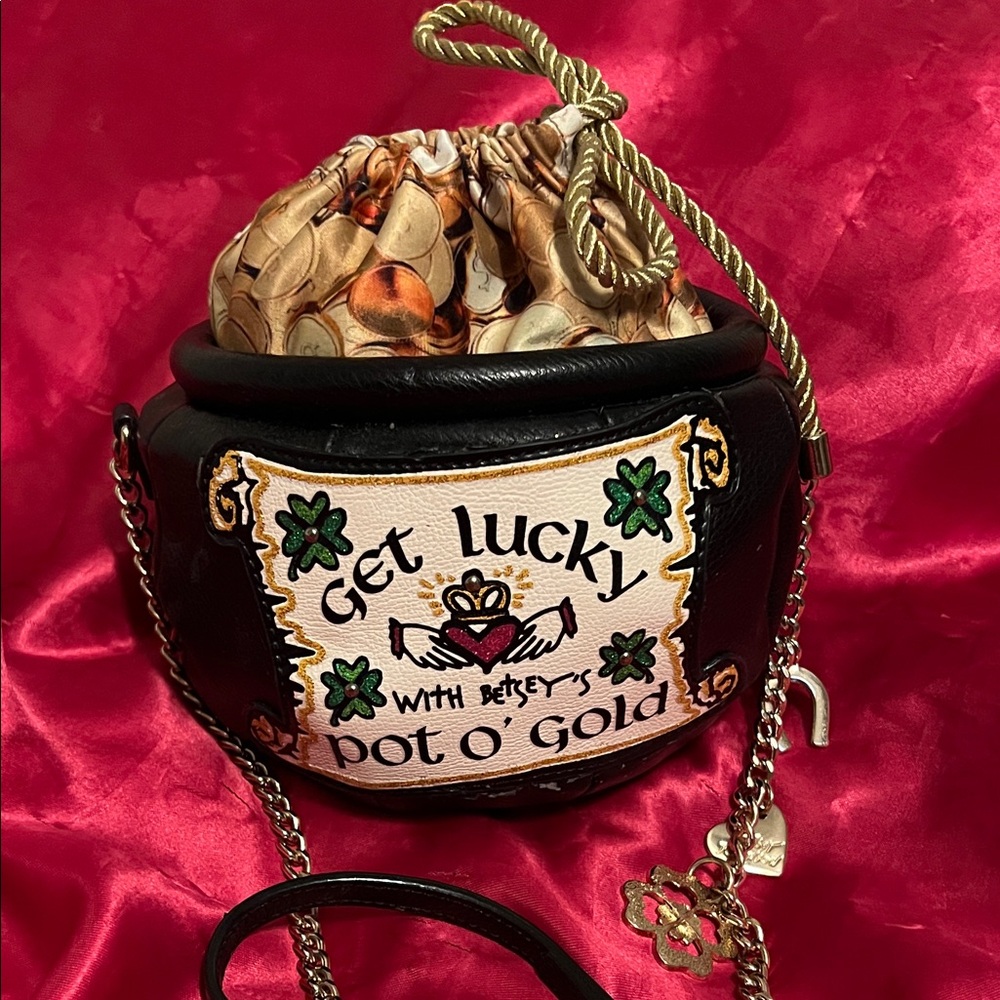 Betsey Johnson Pot O’ Gold READ